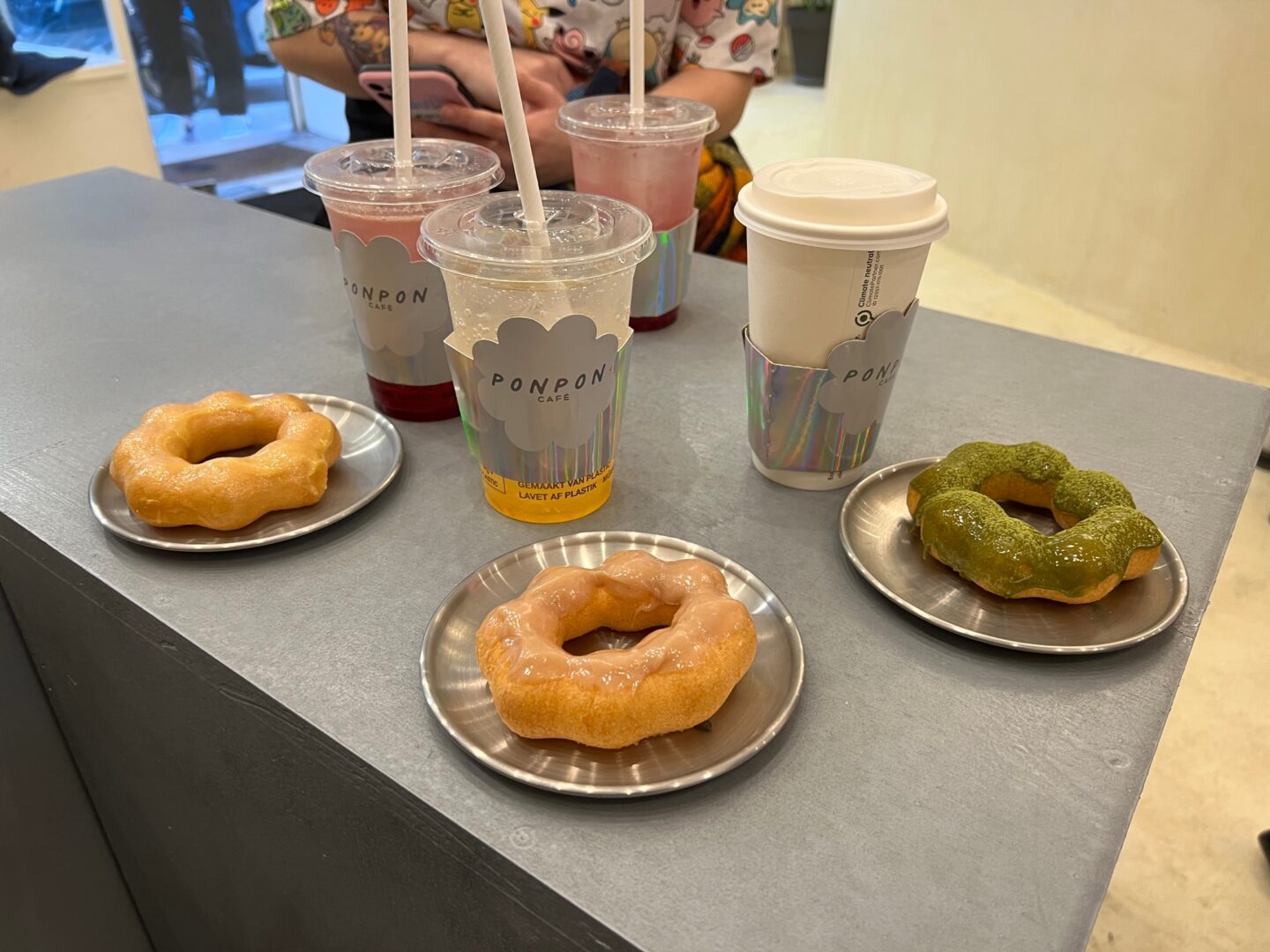 Delicious Japanese style doughnuts from Ponpon Café, one of the trendiest café to eat Japanese food in Paris.
